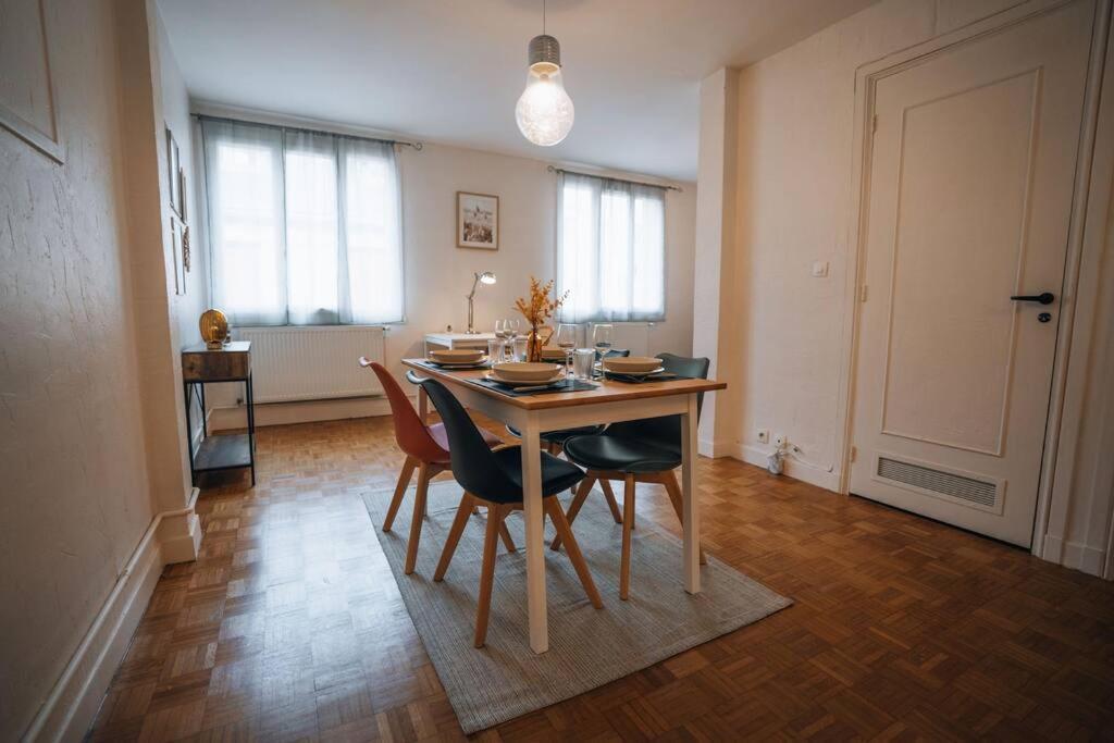 A Hauteur De Toits • Le Spacieux En Coeur De Ville Châteauroux Kültér fotó